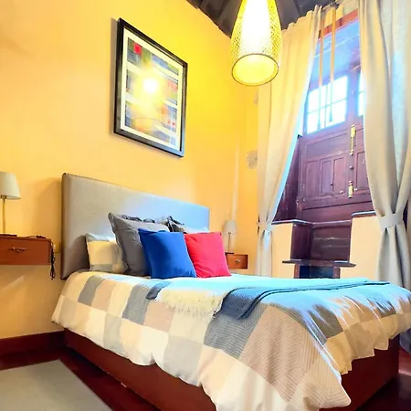 Peaceful House With Terrace In - Mountain View Vakantiehuis *