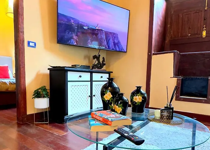 Peaceful House With Terrace In - Mountain View