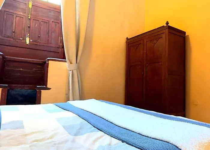 Semesterbostad Peaceful House With Terrace In - Mountain View *