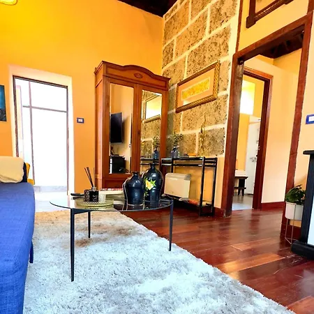 Peaceful House With Terrace In - Mountain View *
